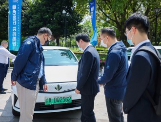 兩江新區車企牽手曹操出行 重慶迎首批換電網約車