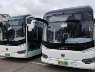 新能源車投入在加快，今天這條線路新上20輛電動(dòng)車